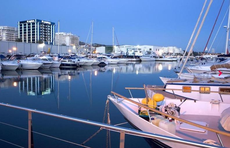 Cozy 2-Bed 2-Bathroom Apartment In Marbella Town Centre Exterior foto
